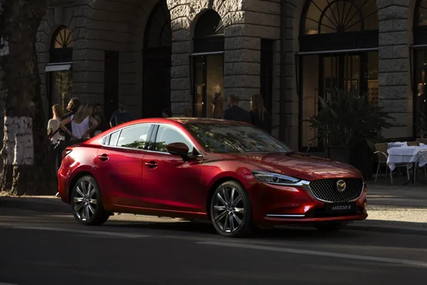 Mazda 6 - Phong cách hiện đại lịch lãm